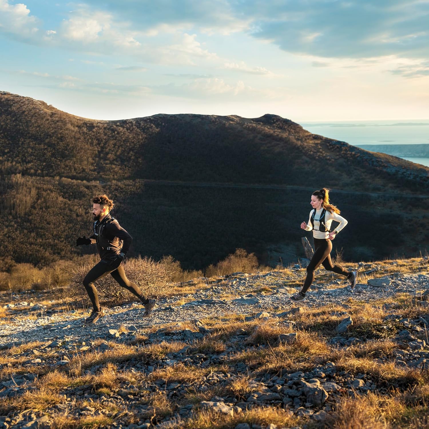 Garmin fēnix® 8 – 51 mm, AMOLED, Sapphire, Premium Multisport GPS Smartwatch, Long-Lasting Battery Life, Dive-Rated, Built-in LED Flashlight, Titanium with Spark Orange/Graphite Band