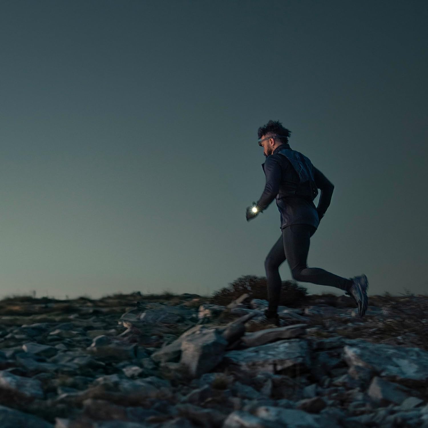 Garmin fēnix® 8 – 51 mm, AMOLED, Sapphire, Premium Multisport GPS Smartwatch, Long-Lasting Battery Life, Dive-Rated, Built-in LED Flashlight, Titanium with Spark Orange/Graphite Band