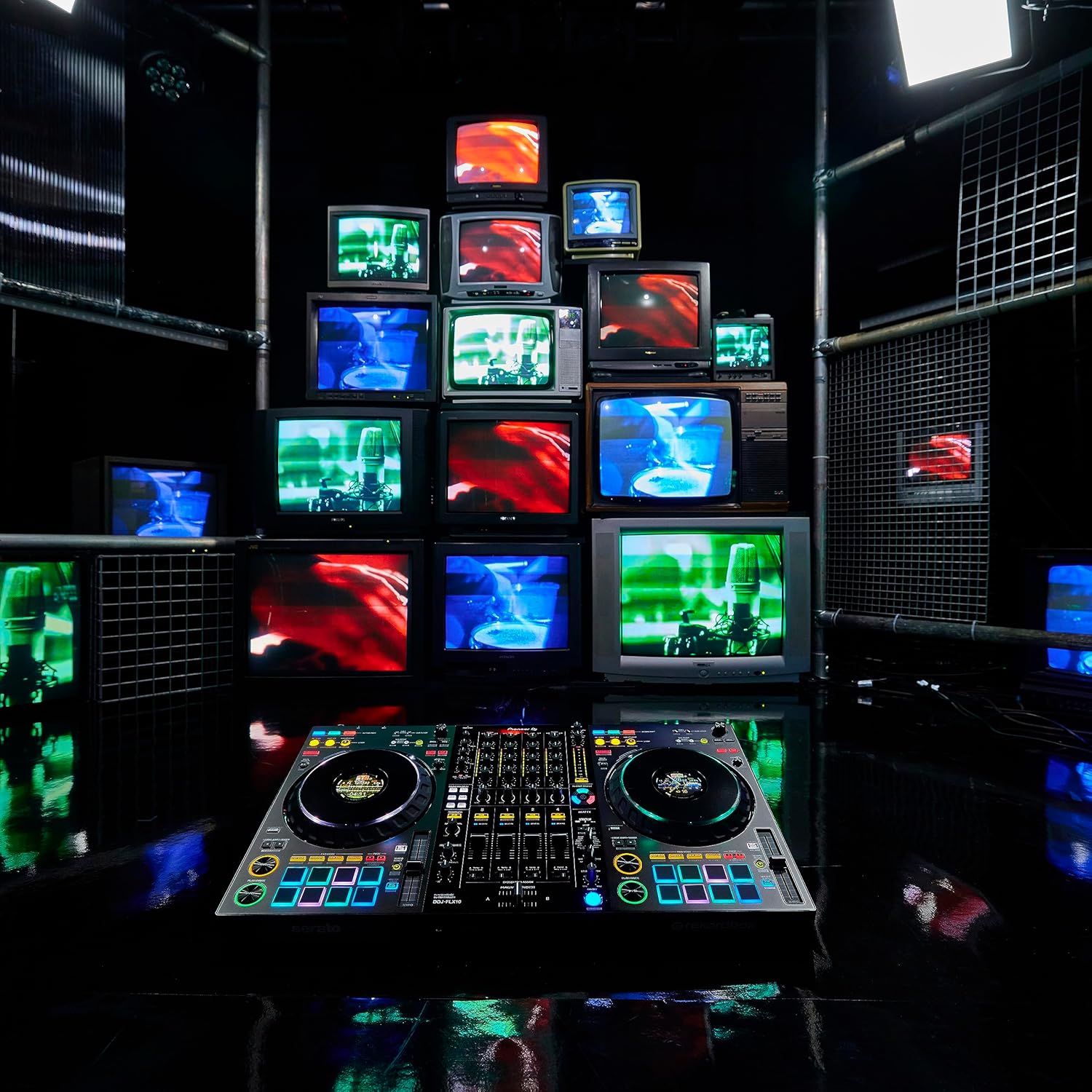 Pioneer DJ DDJ-FLX10 4-deck DJ Controller - Black